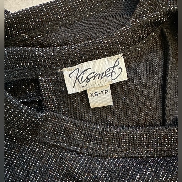 Sparkly Open-back Top - Picture 3 of 4